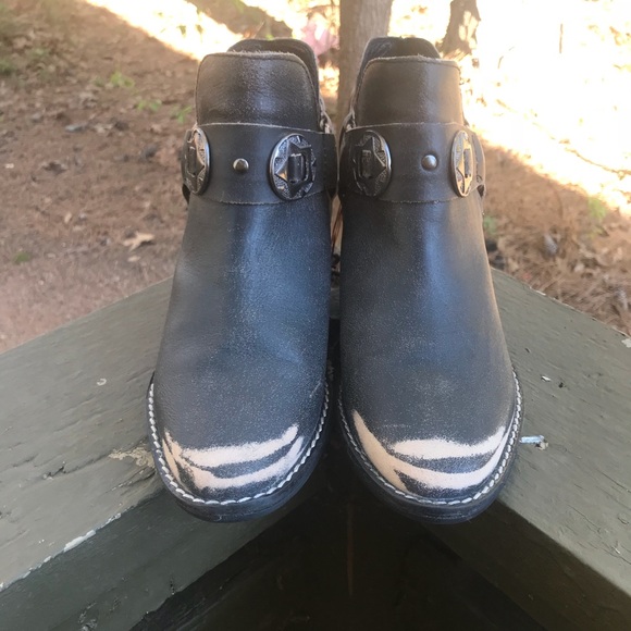 chinese laundry austin boot